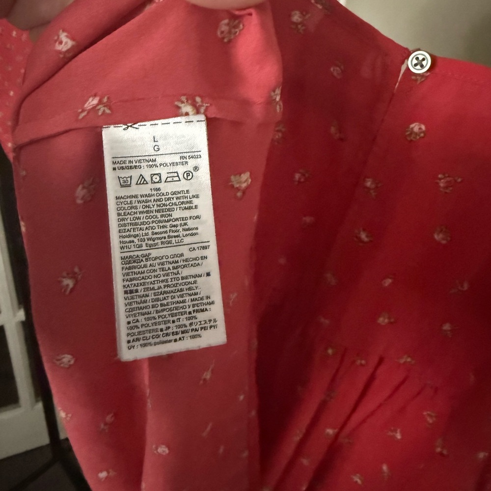 Gap Rosettes Blouse (L) - Picture 5 of 6